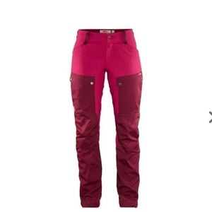 Fjallraven keb curved trousers - dark garnet plum
